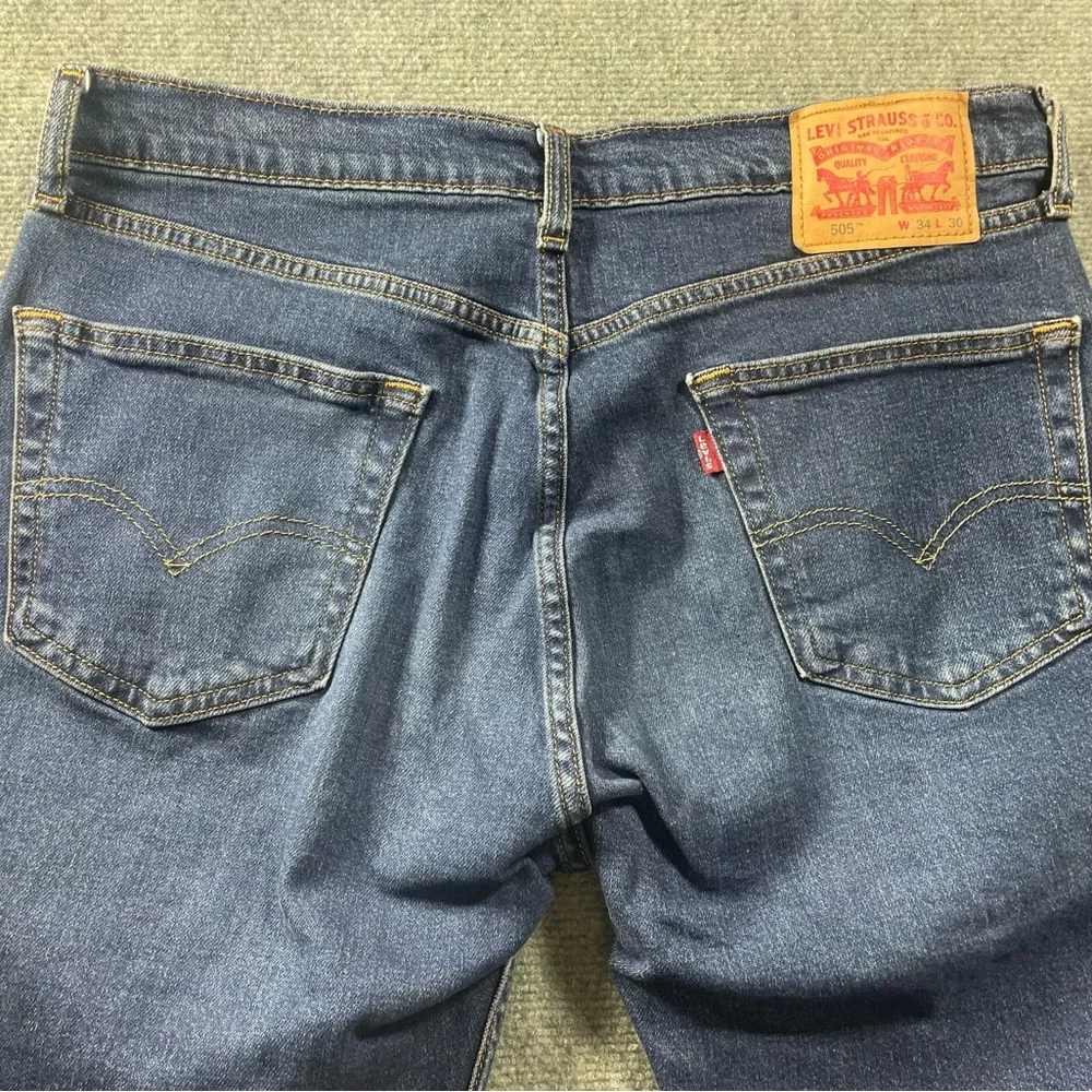 Levi's‎ Men's Straight Jeans in Mid Blue Wash